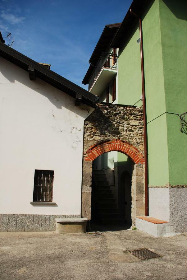 La casa del borgo Dervio Exterior foto
