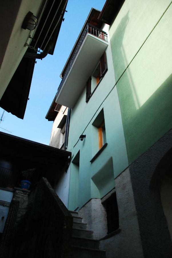 La casa del borgo Dervio Exterior foto
